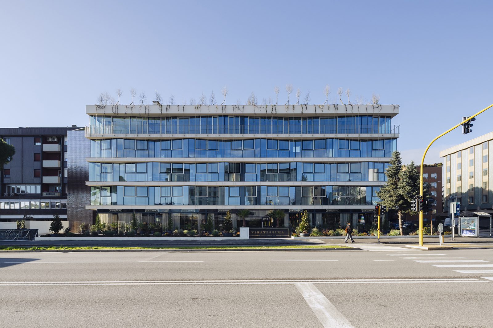Riqualificazione Edificio Uffici e Residenze - Prato